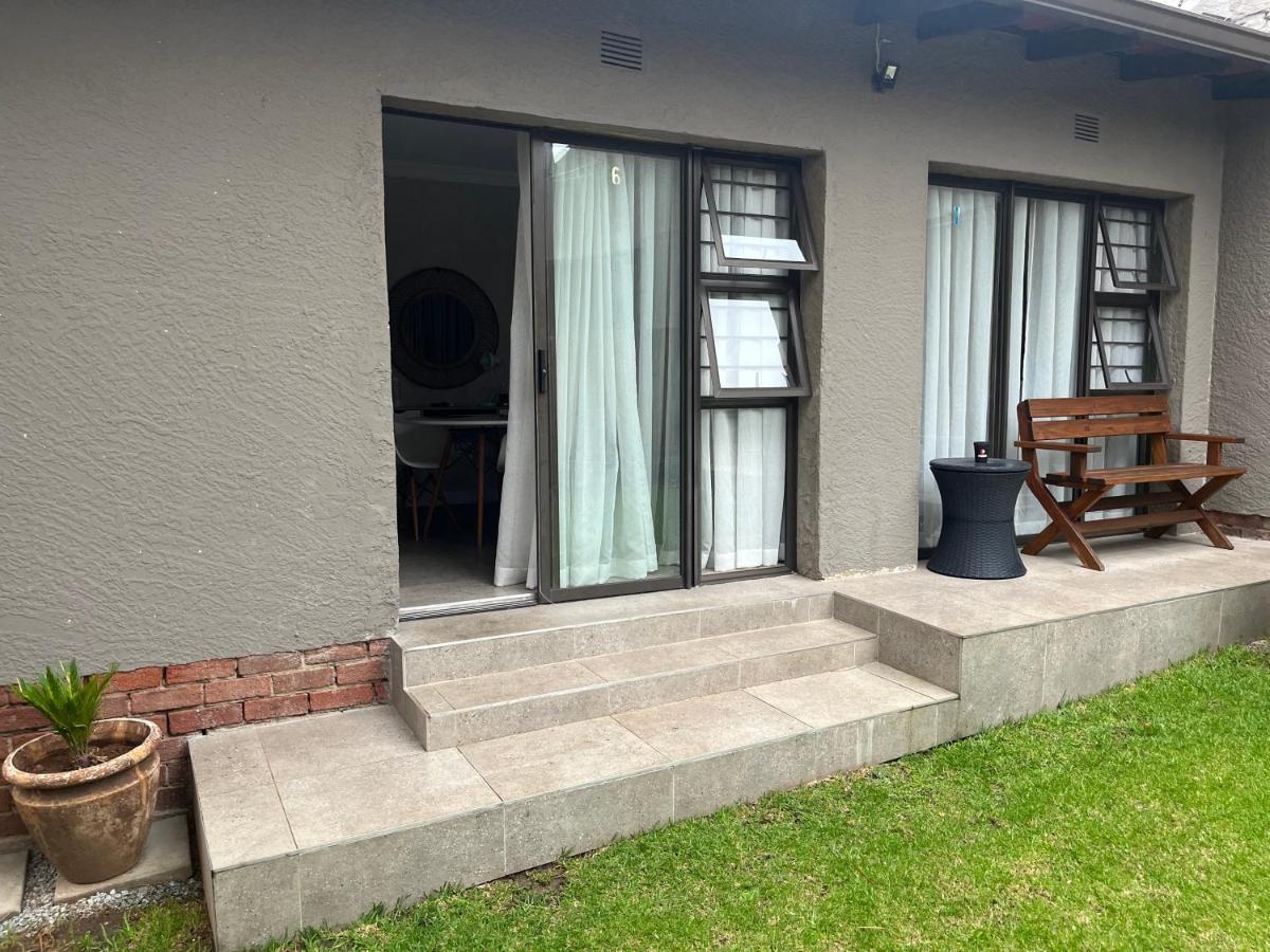 Ferienwohnung Annie'S Place Kempton Park Exterior foto