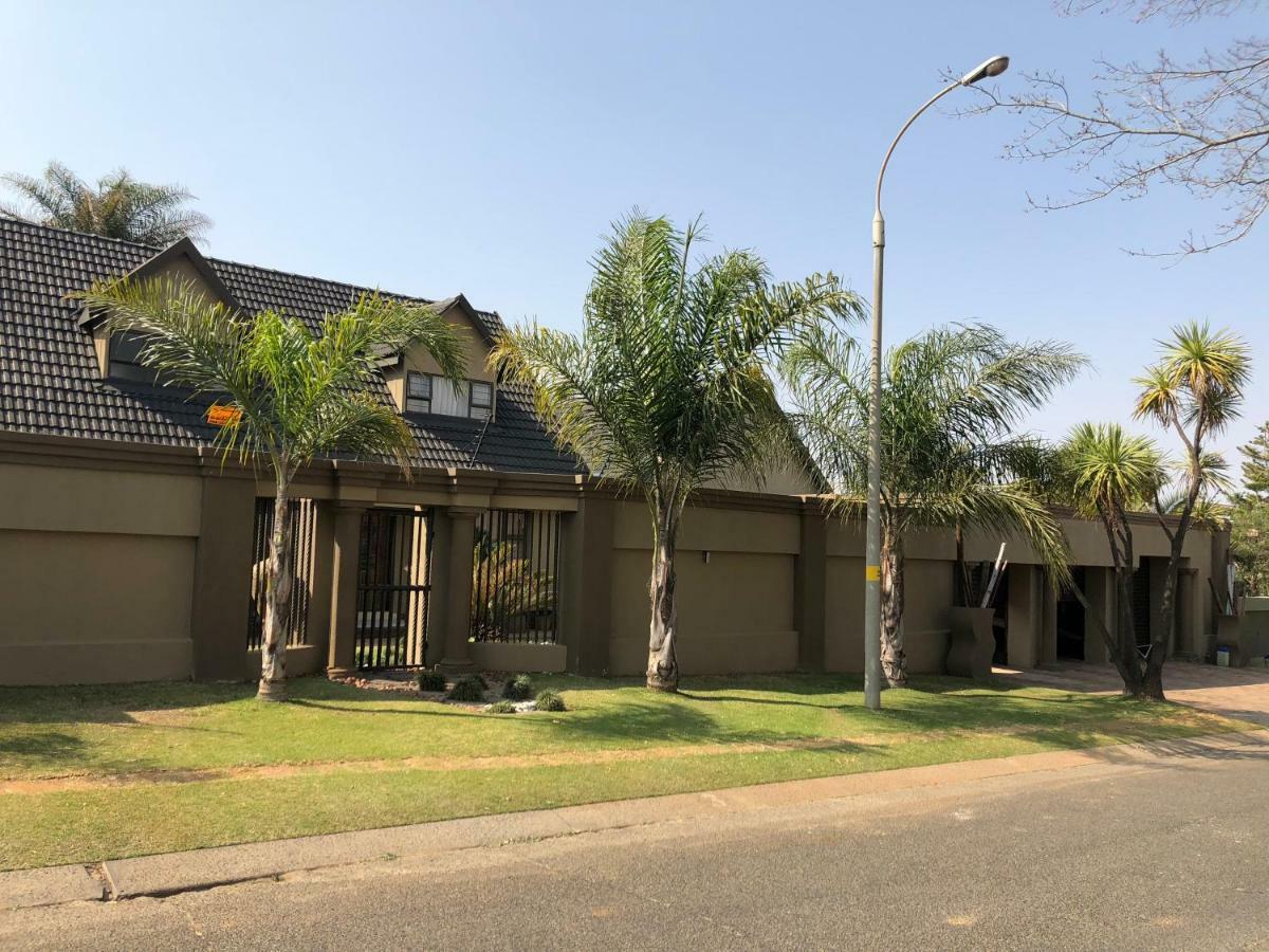 Ferienwohnung Annie'S Place Kempton Park Exterior foto